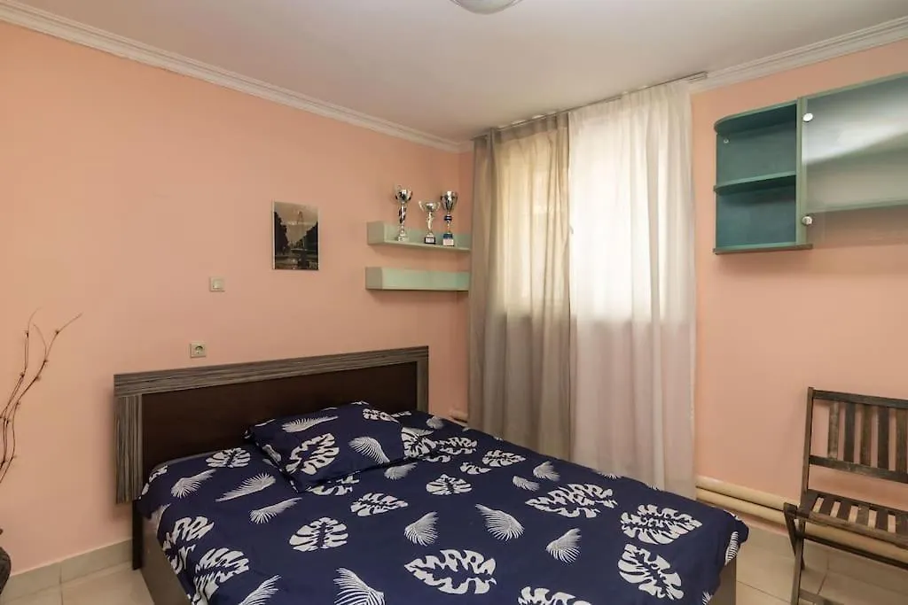 kontakty Charming Artistic Central Apartment